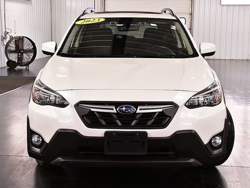 Used 2023 Subaru Crosstrek 2.0i Premium AWD/4WD image 2