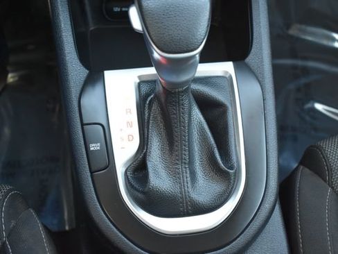 Used 2024 Kia Forte LXS FWD image 25