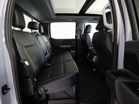 Used 2025 Ford F450 Lariat w/ Lariat Ultimate Package image 13