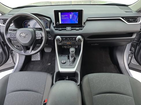 Certified 2025 Toyota RAV4 XLE AWD/4WD image 12