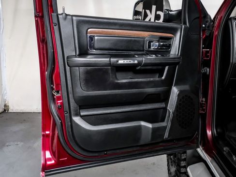 Used 2018 RAM 3500 Laramie image 53