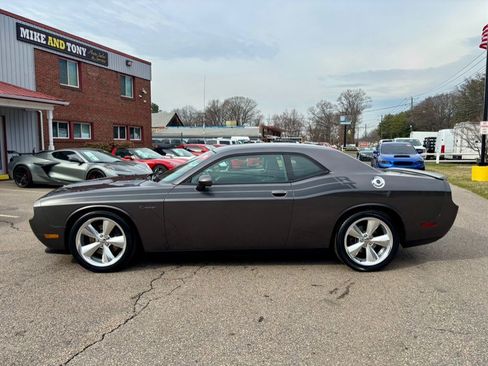 Used 2014 Dodge Challenger R/T image 5