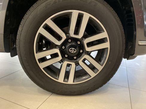 Used 2019 Toyota 4Runner Limited AWD/4WD image 21