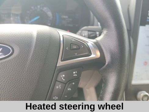 Used 2022 Ford Edge Titanium image 11