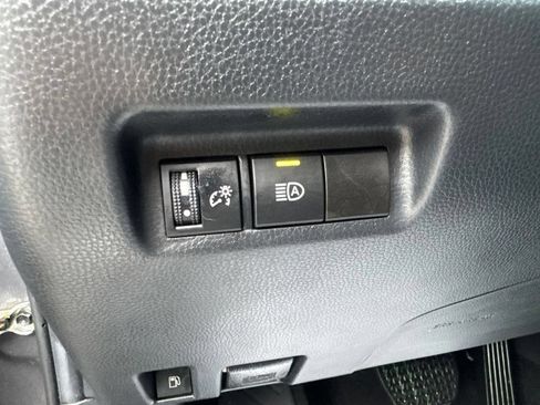 Used 2023 Toyota RAV4 SE AWD/4WD image 15