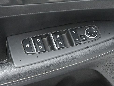 Used 2022 Kia Forte GT-Line w/ GT-Line Premium Package FWD image 11