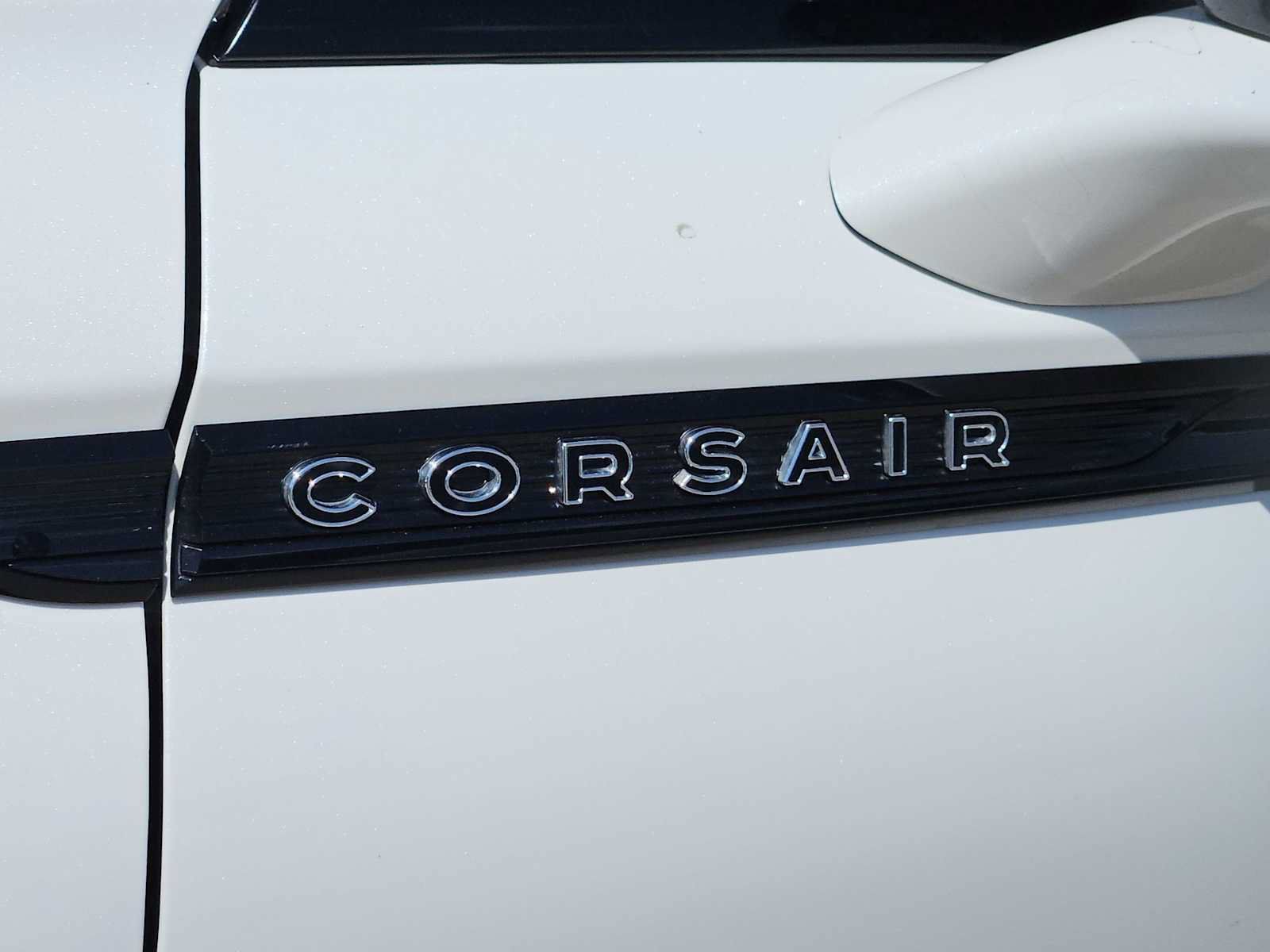 Used 2023 Lincoln Corsair Reserve w/ Equipment Group 202A FWD image 11