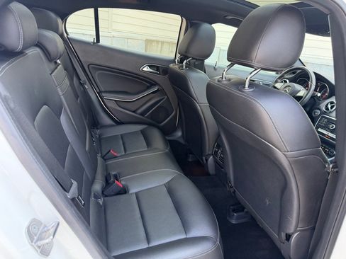 Used 2018 Mercedes-Benz GLA 250 image 26