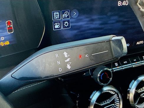 Used 2024 Chevrolet Blazer EV LT image 15