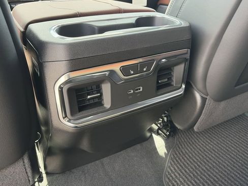 New 2026 GMC Sierra 2500 Denali Ultimate image 27