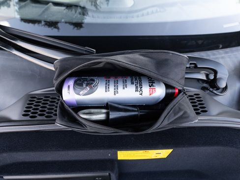 Used 2023 McLaren Artura RWD image 84