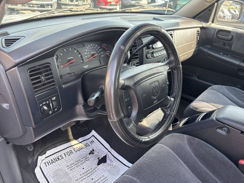 Used 2004 Dodge Dakota SLT w/ PWR Convenience Group AWD/4WD image 11