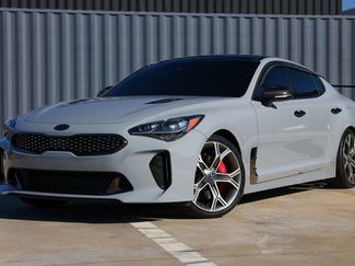 Used 2020 Kia Stinger GT1 video 1