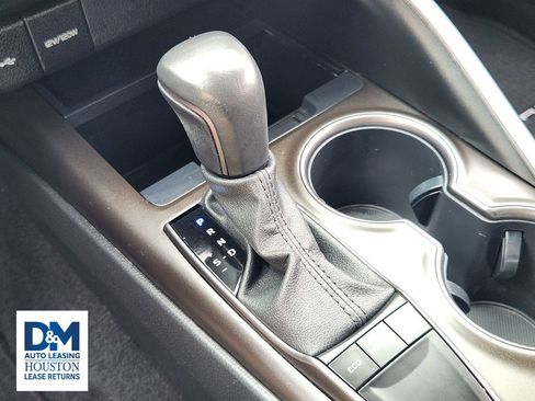 Used 2023 Toyota Camry SE image 27