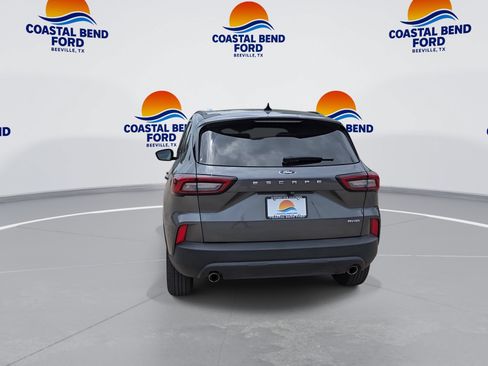 Used 2025 Ford Escape ST-Line AWD/4WD image 7
