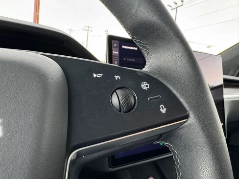 Used 2023 Tesla Model X AWD/4WD image 24