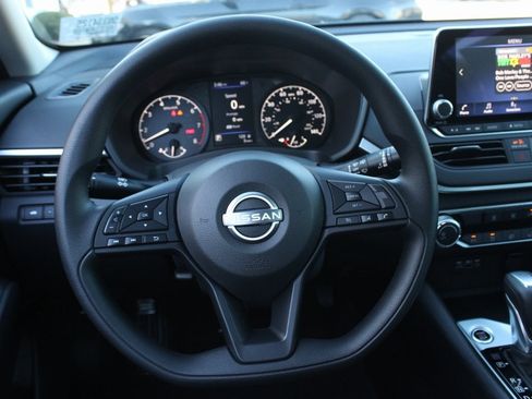 New 2025 Nissan Altima 2.5 S image 23