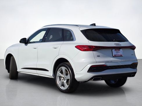 New 2025 Audi Q5 Premium Plus AWD/4WD image 4