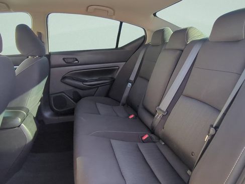 Certified 2023 Nissan Altima 2.5 SV FWD image 9