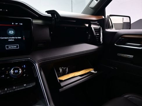 Used 2023 GMC Sierra 1500 Denali w/ Denali Reserve Package AWD/4WD image 31