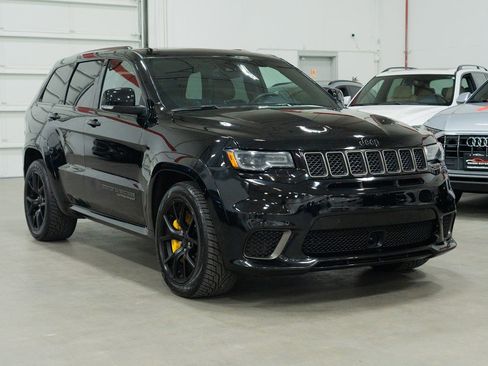 Used 2018 Jeep Grand Cherokee Trackhawk image 9