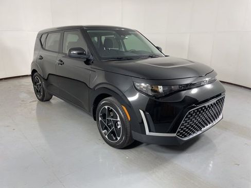 New 2025 Kia Soul EX image 2