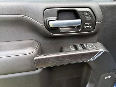 Used 2020 Chevrolet Silverado 2500 LTZ w/ LTZ Convenience Package image 15