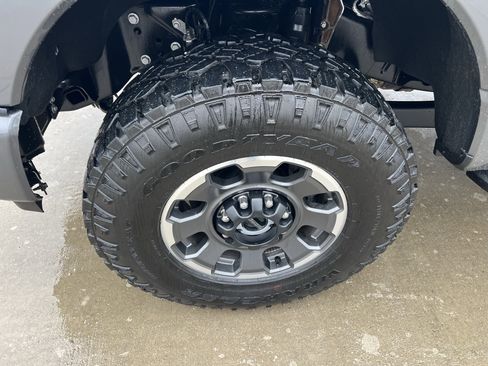 Used 2024 Ford F250 Lariat w/ Tremor Off-Road Package image 2