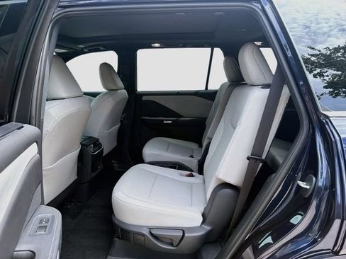 Used 2025 Lexus TX 350 AWD w/ Technology Package image 23
