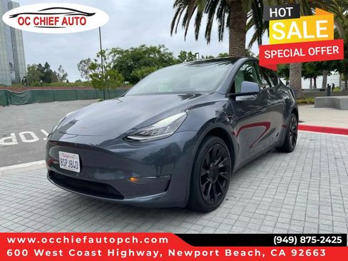 Used 2023 Tesla Model Y Long Range AWD/4WD image 1