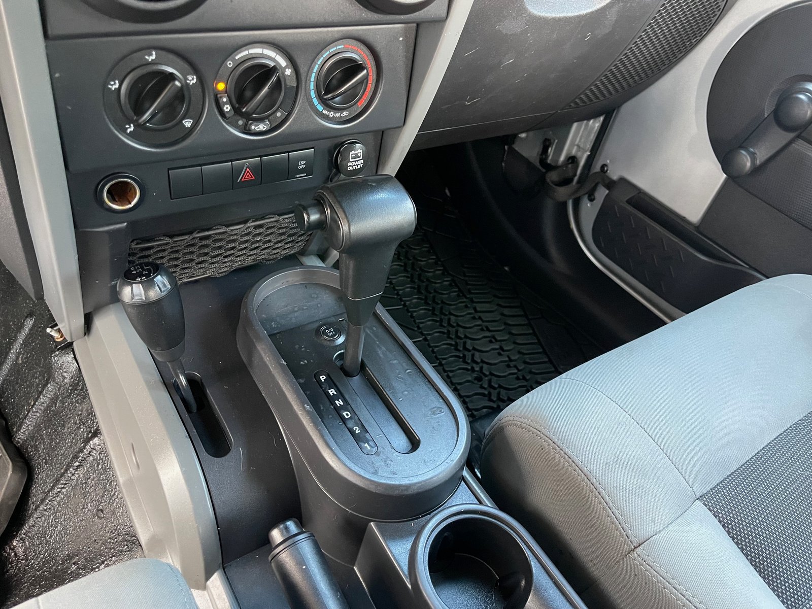 Used 2009 Jeep Wrangler Unlimited X AWD/4WD image 27