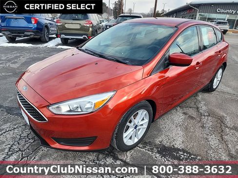 Used 2018 Ford Focus SE image 4