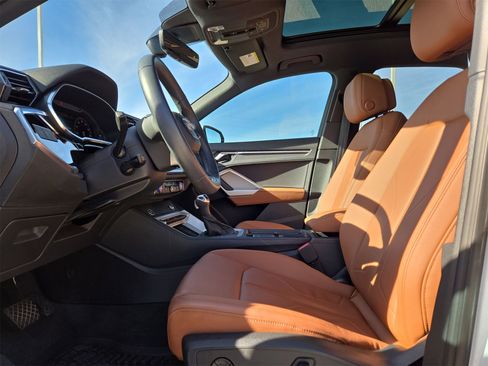 Certified 2024 Audi Q3 2.0T Premium Plus image 16