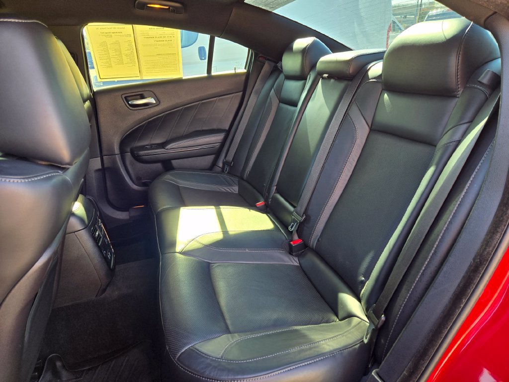 Used 2016 Dodge Charger R/T w/ Plus Group RWD image 32