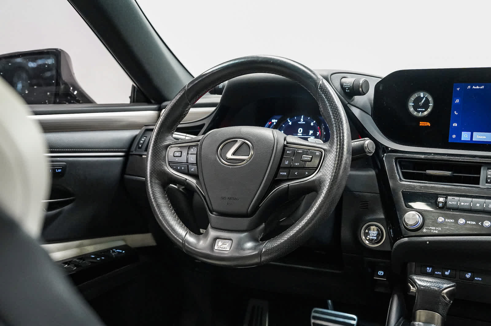 Used 2023 Lexus ES 350 F Sport w/ Accessory Package (Z2) FWD image 15