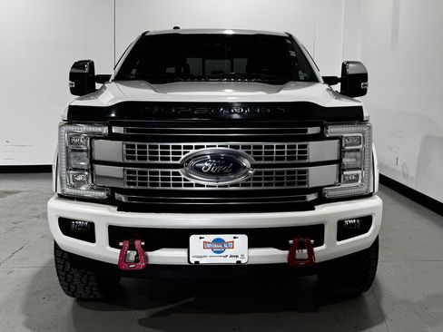 Used 2017 Ford F250 Platinum w/ Platinum Ultimate Package AWD/4WD image 9
