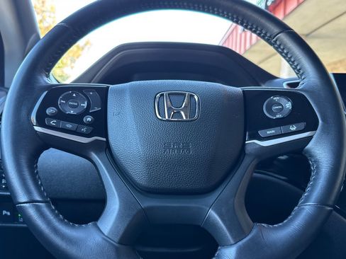 Used 2021 Honda Pilot Touring image 23