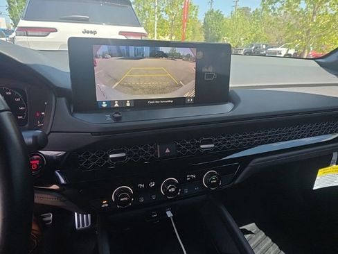 Used 2023 Honda Accord Sport image 13