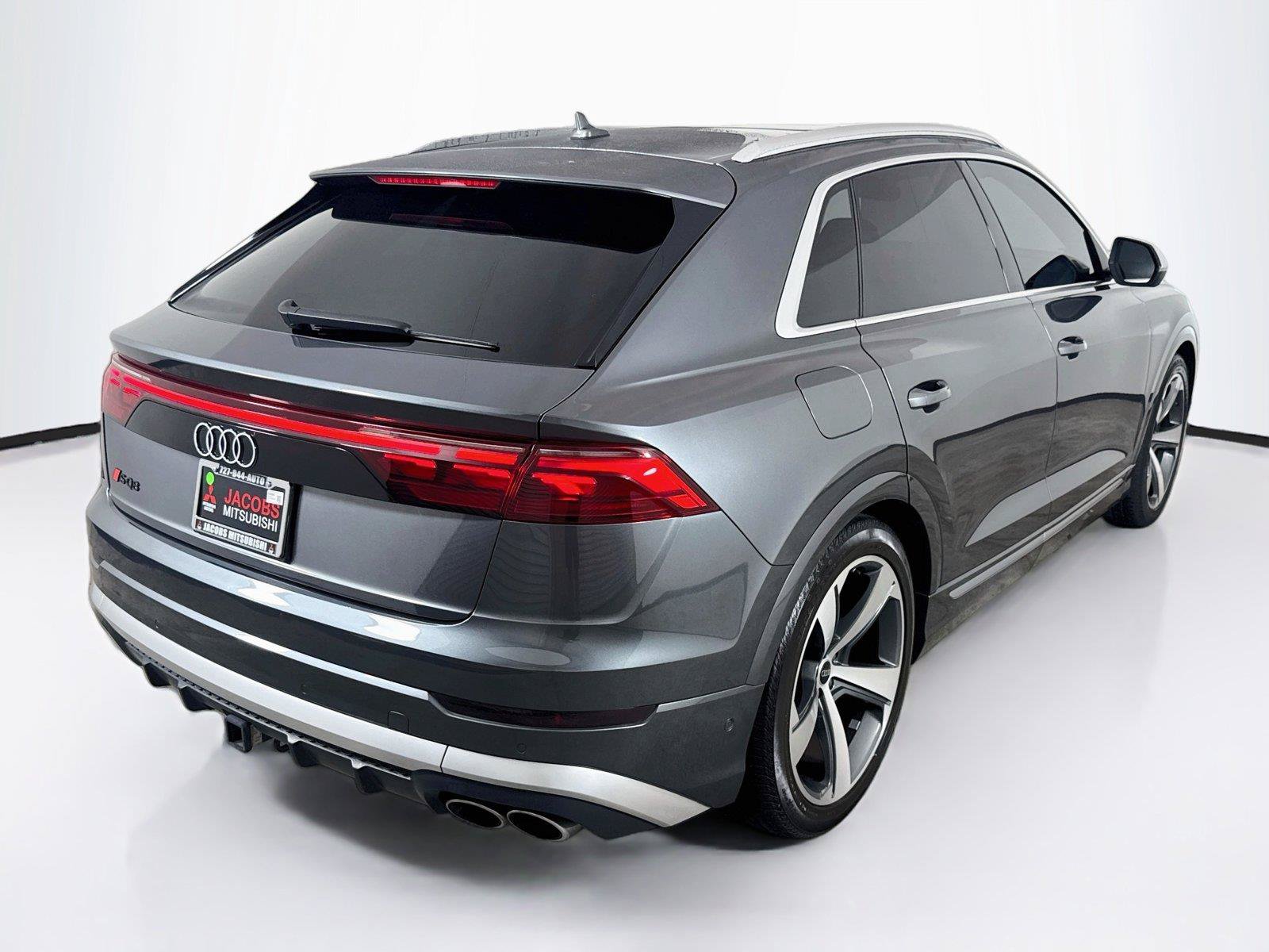 Used 2024 Audi SQ8 Prestige AWD/4WD image 5