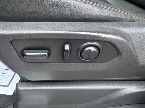 Used 2019 GMC Sierra 1500 AT4 image 14