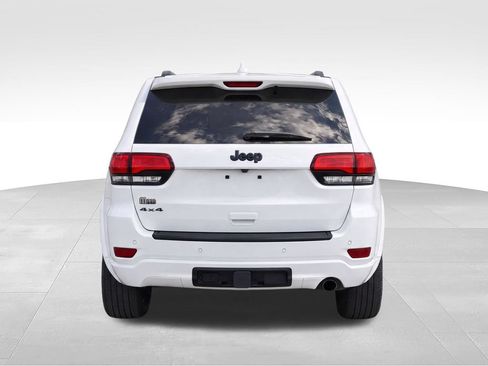 Used 2021 Jeep Grand Cherokee Laredo X AWD/4WD image 8