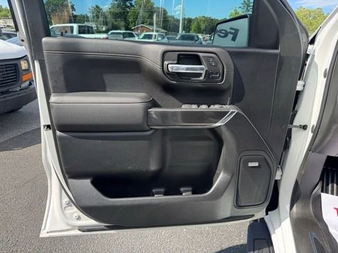 Used 2021 GMC Sierra 1500 AT4 w/ AT4 Premium Package AWD/4WD image 16