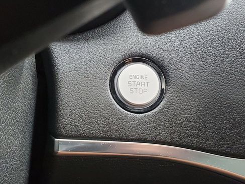 Used 2018 Kia Stinger image 25