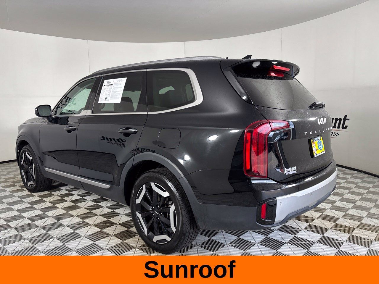 Used 2024 Kia Telluride S w/ S Sunroof Package AWD/4WD image 9