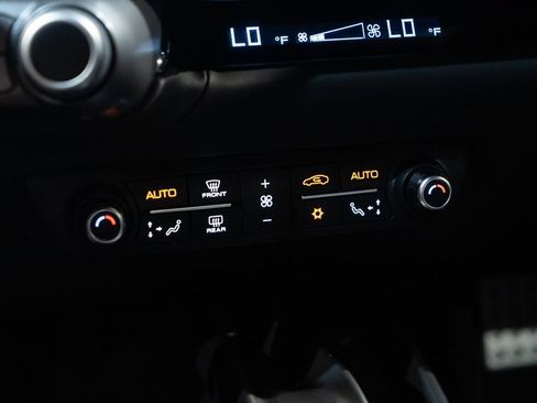 Used 2020 Ferrari 812 Superfast RWD image 43