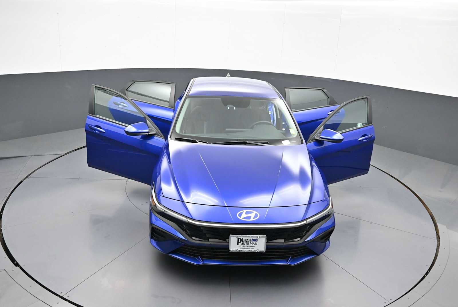 Certified 2025 Hyundai Elantra SE w/ Cargo Package FWD image 44