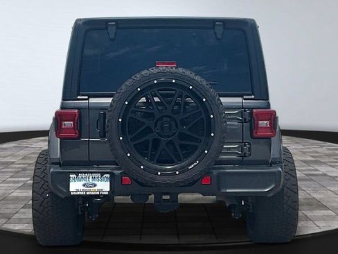 Used 2024 Jeep Wrangler Unlimited Sahara w/ Technology Group AWD/4WD image 5