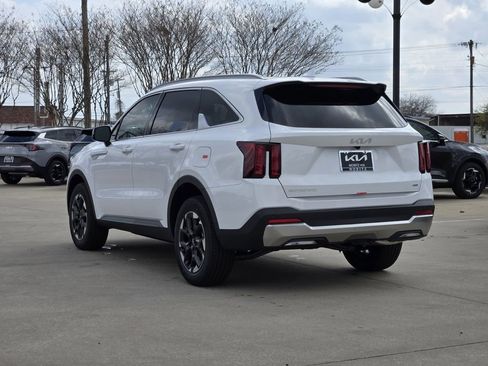 New 2026 Kia Sorento S AWD/4WD image 3