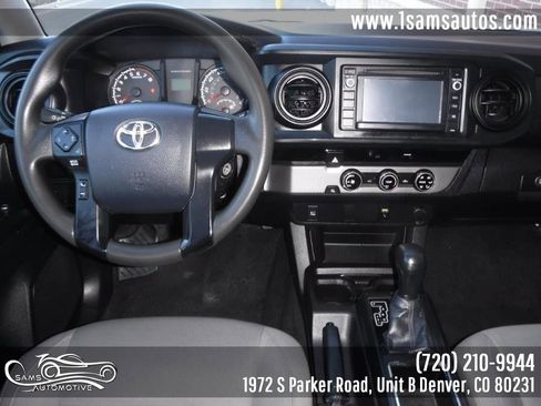 Used 2016 Toyota Tacoma SR image 5