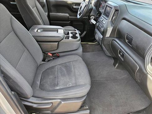 Used 2022 Chevrolet Silverado 1500 Custom w/ Safety Confidence Package image 16